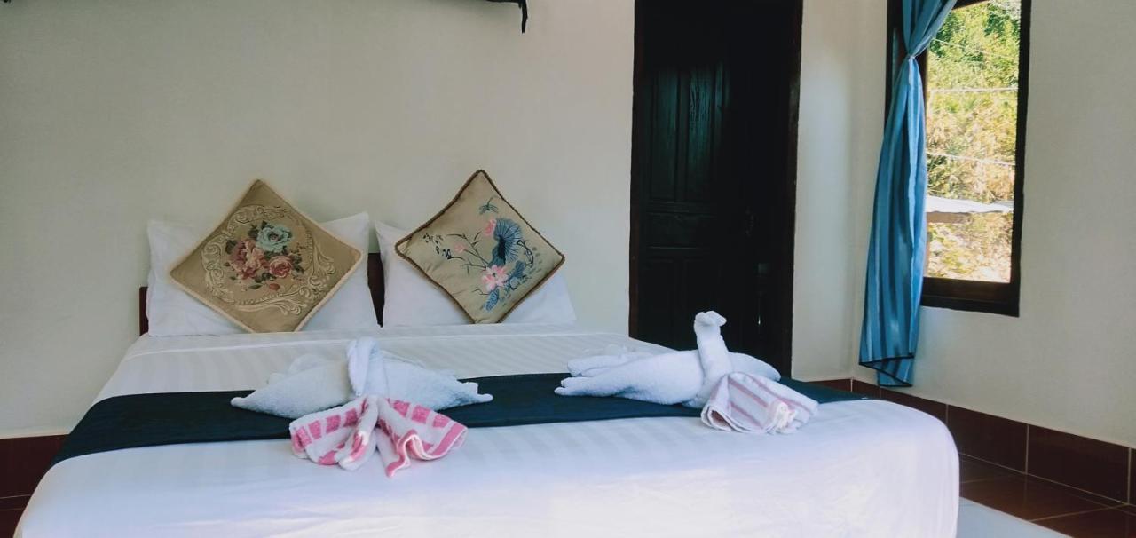 Muang Pakbèng Villa Mekong Guesthouse חדר תמונה