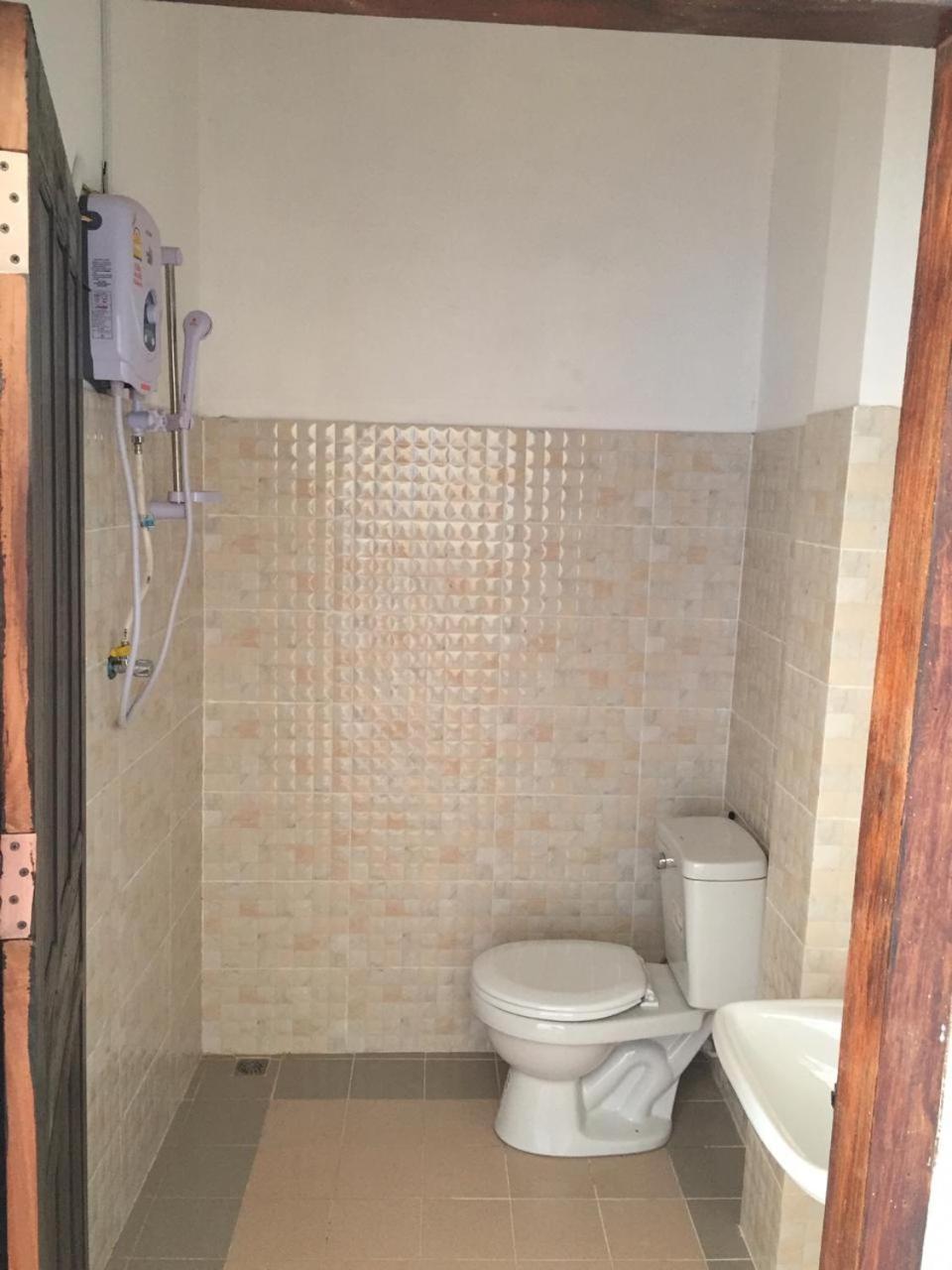 Muang Pakbèng Villa Mekong Guesthouse מראה חיצוני תמונה