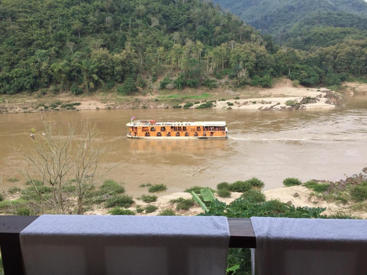 Muang Pakbèng Villa Mekong Guesthouse מראה חיצוני תמונה