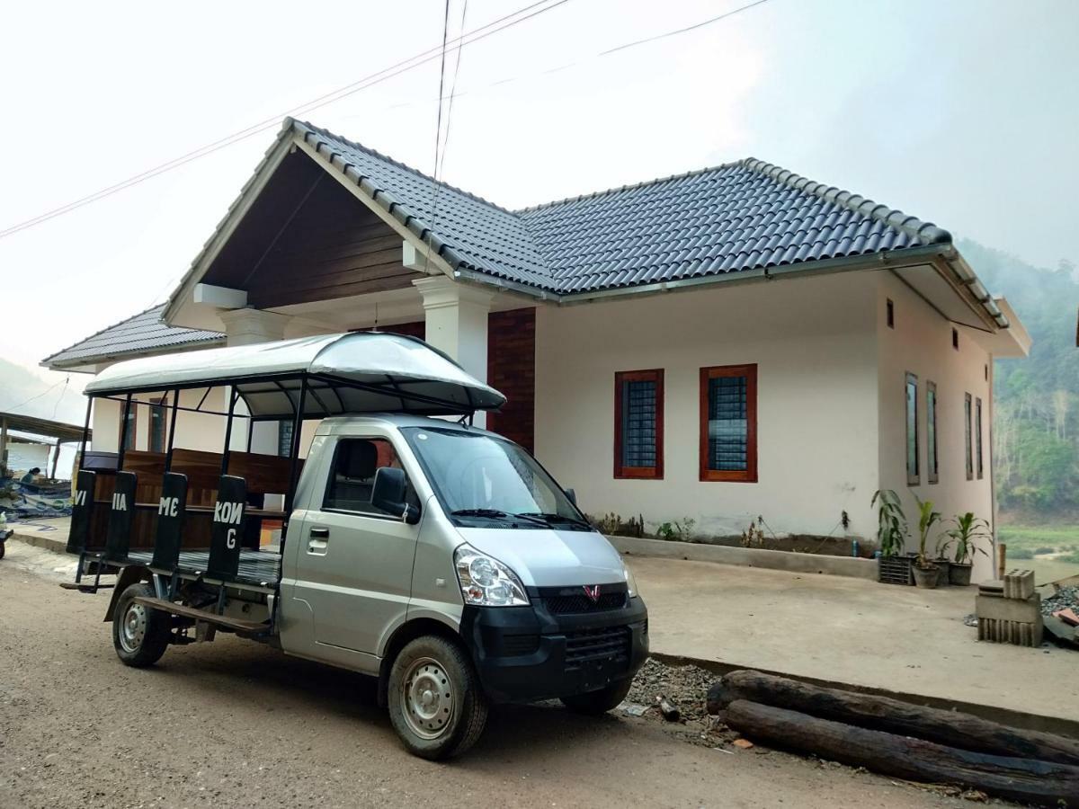 Muang Pakbèng Villa Mekong Guesthouse מראה חיצוני תמונה
